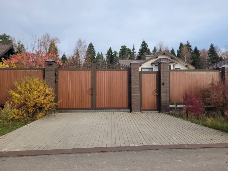 Уличные ворота DoorHan в Кропоткине с установкой